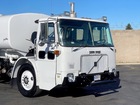 2002 Volvo WXLL McLellan 4,000 Gallon Water Truck