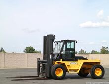 Wiggins W360Y 36,000 Lb Forklift