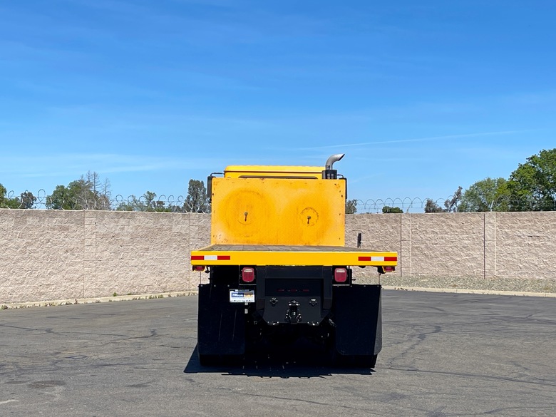 1989 White GMC WCS 6X6 20' Flatbed Truck