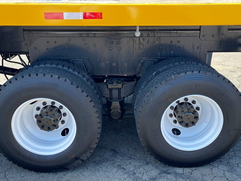 1989 White GMC WCS 6X6 20' Flatbed Truck