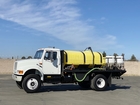 1992 International 4800 4x4 Raven Pesticide Spray Truck