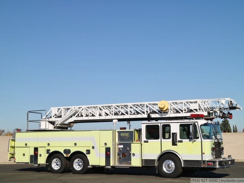1995 Spartan Gladiator LTI 110' Quint 1750/150 Ladder Truck