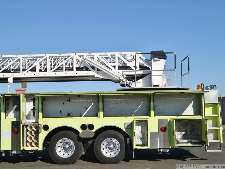 1995 Spartan Gladiator LTI 110' Quint 1750/150 Ladder Truck
