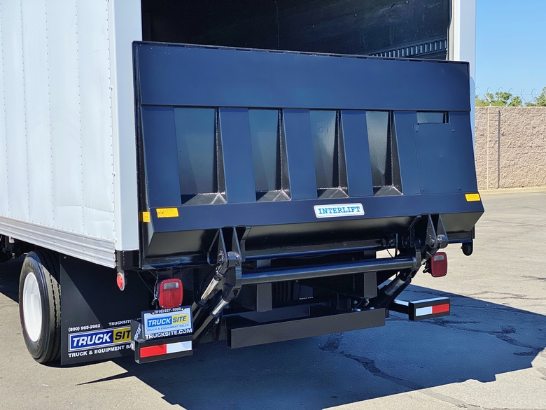 1998 International 4700 18' Reefer Box Truck