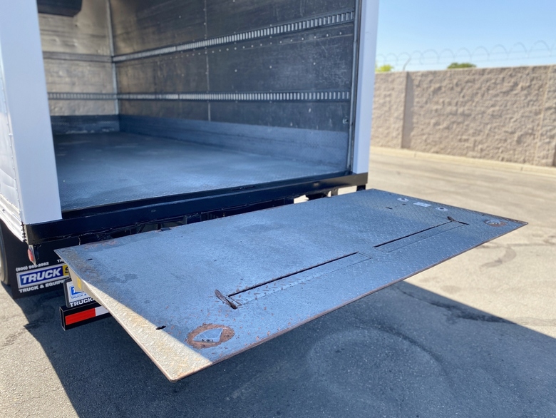 1998 International 4700 18' Reefer Box Truck