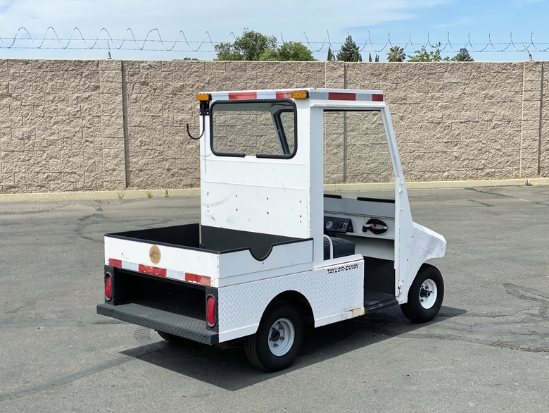 Taylor Dunn R380 Electric Flatbed Personnel Carrier Cart