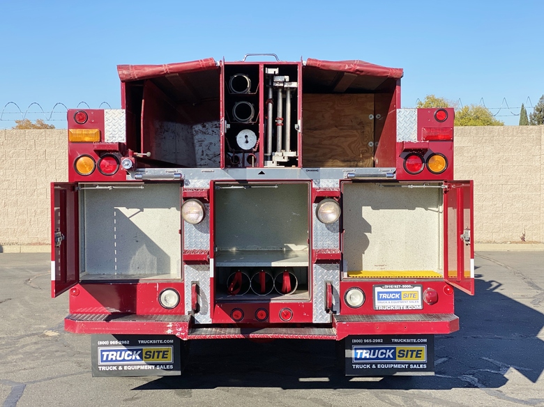 1998 International 4900 Type III 500/500/20 Fire Pumper