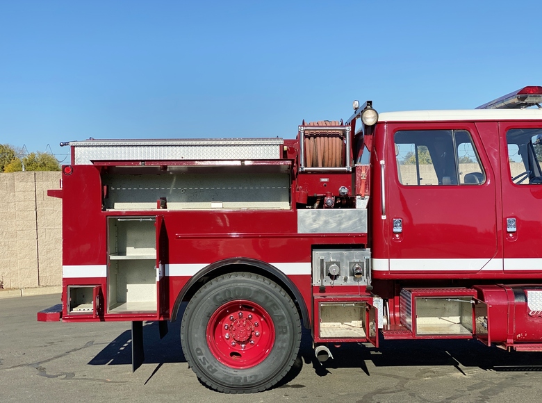 1998 International 4900 Type III 500/500/20 Fire Pumper