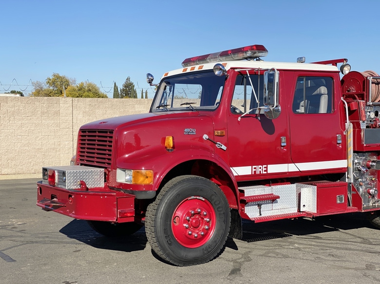 1998 International 4900 Type III 500/500/20 Fire Pumper