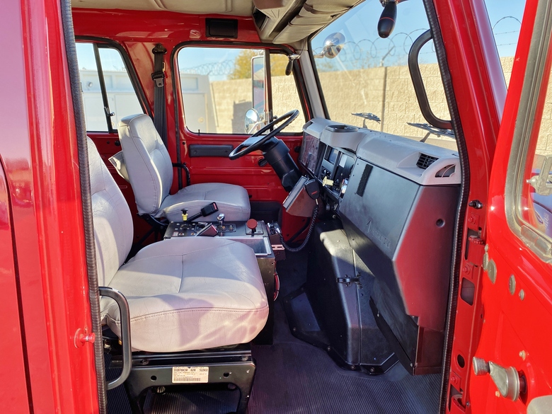 1998 International 4900 Type III 500/500/20 Fire Pumper