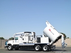 1998 International Vac-Con 9 Yard / 1,000 Gallon Combo Sewer Truck