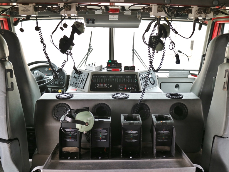 1999 Spartan Gladiator LTI AH-75 Quint Aerial Ladder Truck