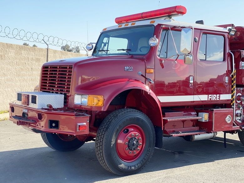 1999 International 4800 4x4 Type 3 500/500/15 Fire Pumper