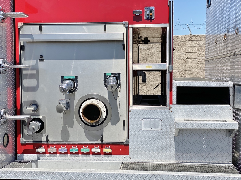 1999 American LaFrance ALFD150-21 1500/450/30 Type 1 Fire Truck