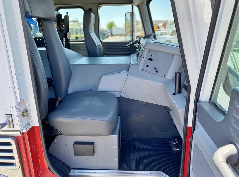 1999 American LaFrance ALFD150-21 1500/450/30 Type 1 Fire Truck