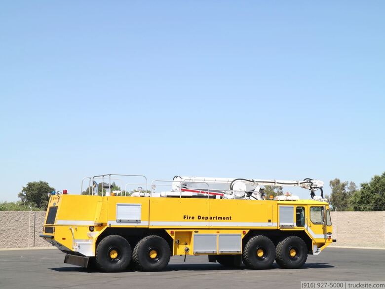 1999 E-One Titan HPR ARFF 1800/3000/400 Aircraft Rescue