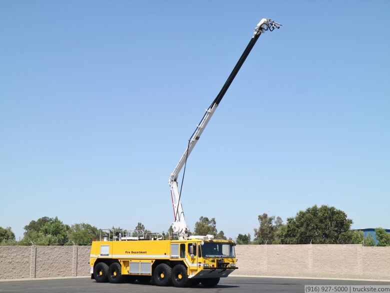 1999 E-One Titan HPR ARFF 1800/3000/400 Aircraft Rescue