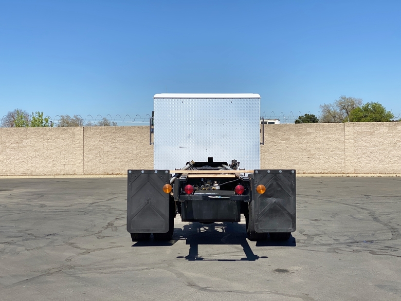 2000 HME 1871 Series Crew Cab & Chassis
