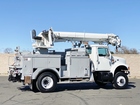2001 International 4800 4x4 Altec D842ABR Digger Derrick