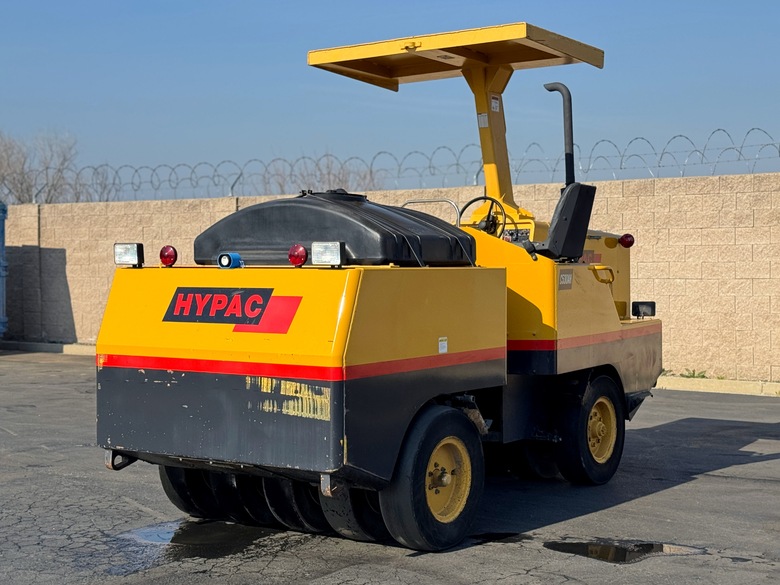 Hypac C530AH Wheel Pneumatic Roller