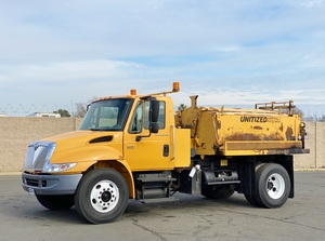 2003 International PB Loader B4 Asphalt Patcher Truck