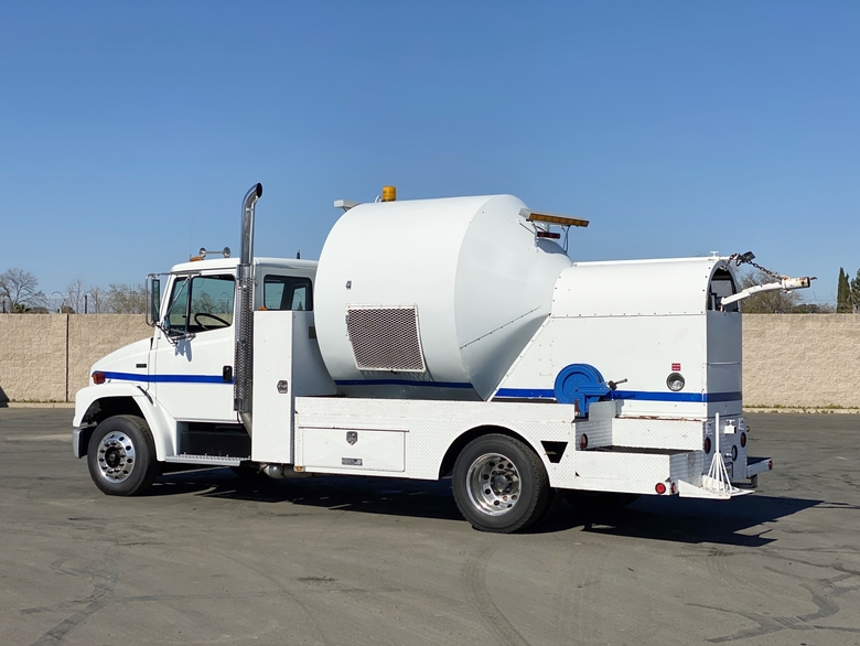 2003 Freightliner FL60 OK Champion S660 Power Rodder Truck