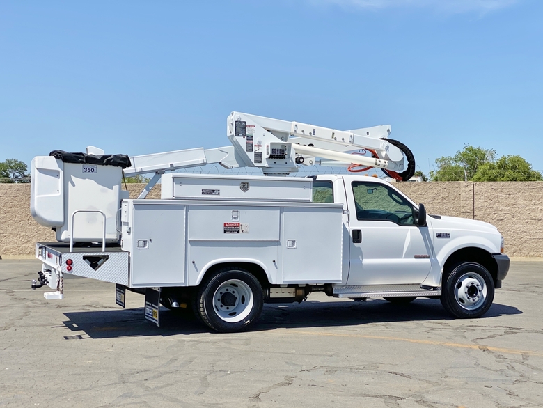 2003 Ford F550 Altec AT37-G 42' Articulated Bucket Truck