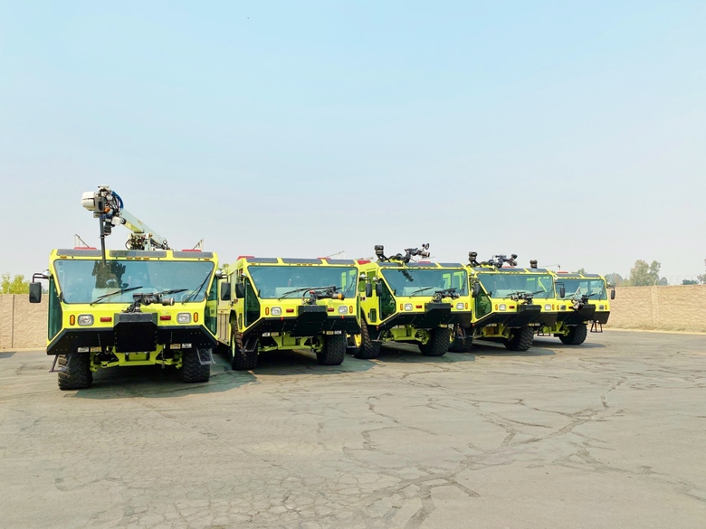 2003 Oshkosh Striker 1500 ARFF Aircraft Rescue