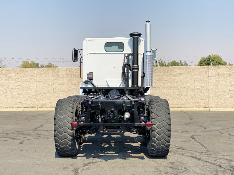 2003 Oshkosh MK23 6x6 Tandem Axle Cab & Chassis