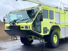 2004 Oshkosh Striker 3000 Aircraft Rescue w/53' Snozzle