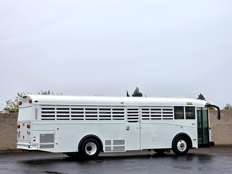 2003 Thomas Saf-T-Liner Prison Jail Transport Bus
