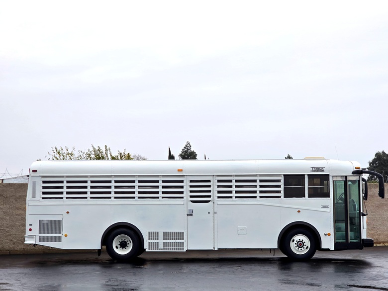 2003 Thomas Saf-T-Liner Prison Jail Transport Bus