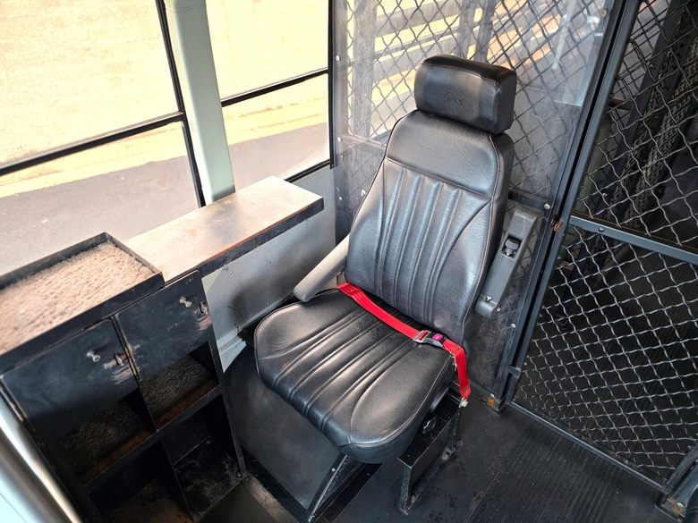 2003 Thomas Saf-T-Liner Prison Jail Transport Bus