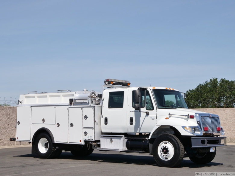 2004 International BME Type 4 250 GPM Brush Pumper