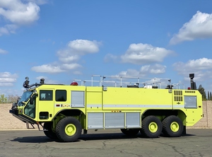 2004 Oshkosh Striker 3000 Aircraft Rescue (ARFF)