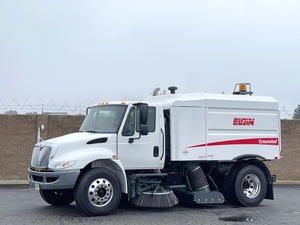 2004 International 4300 Elgin Crosswind Air Street Sweeper