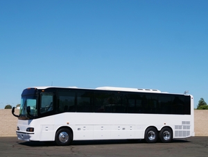 2005 Blue Bird Express 4500 48 Passenger Coach Bus