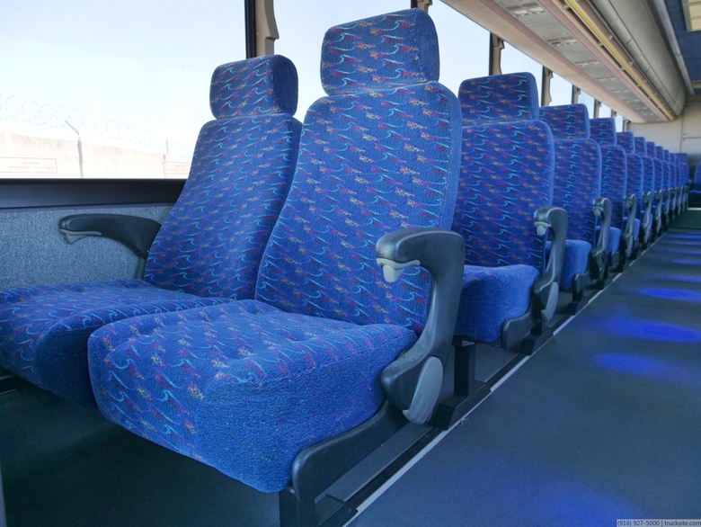 2005 Blue Bird Express 4500 48 Passenger Coach Bus