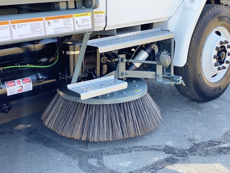 2005 Freightliner Elgin Broom Bear CNG Street Sweeper