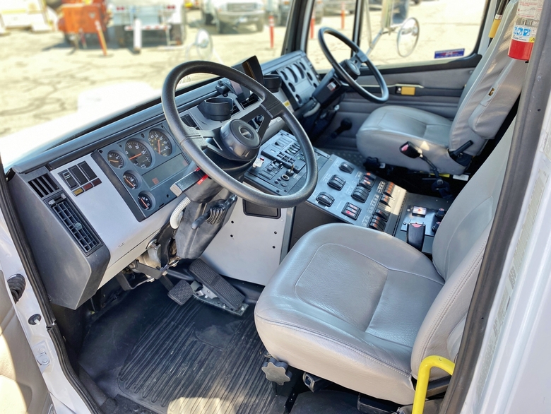 2005 Freightliner Elgin Broom Bear CNG Street Sweeper