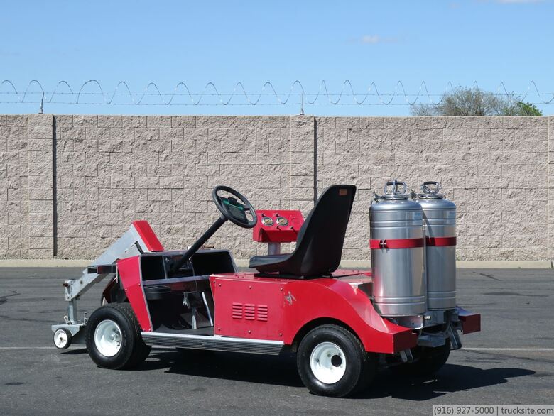 2005 Club Car Pioneer Brite Paint Striper