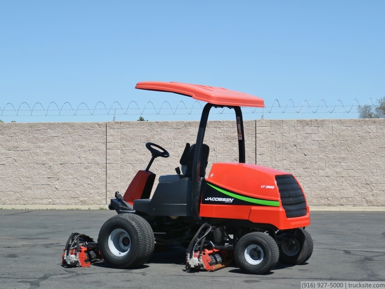 Jacobsen LF3800 Lightweight Fairway Mower