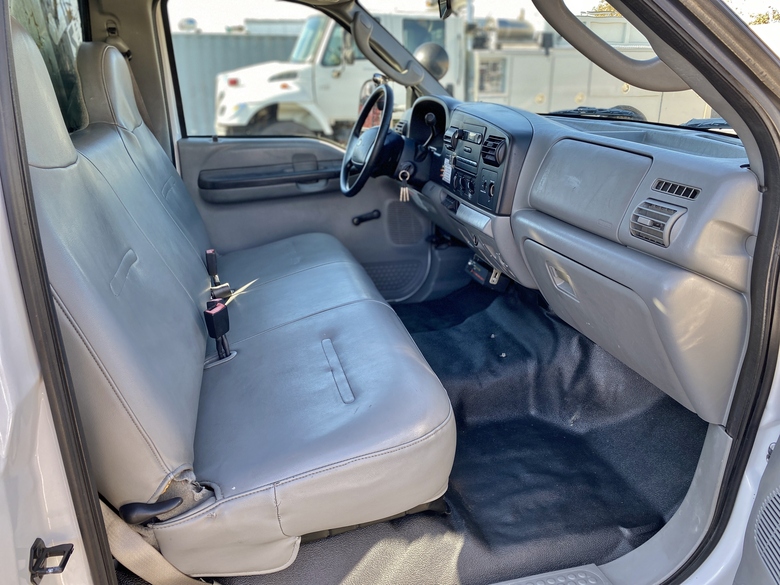 2006 Ford F550 Auto Crane 5005H Mechanics Truck