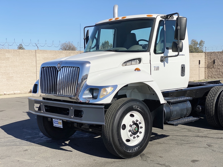 2006 International 7500 6x4 Cab & Chassis
