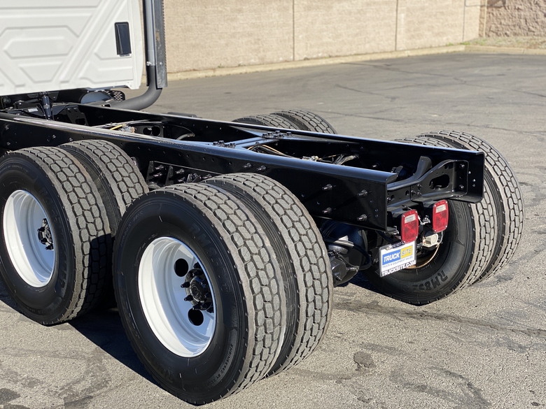 2006 International 7500 6x4 Cab & Chassis