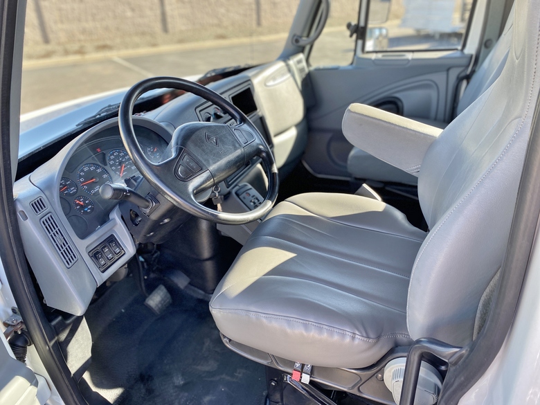 2006 International 7500 6x4 Cab & Chassis