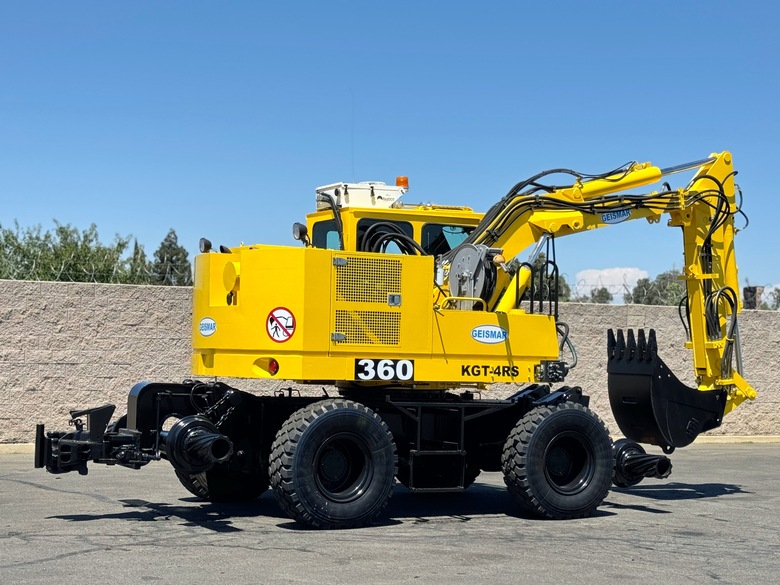 2007 Geismar KGT 220 4RS Hi-Rail Loader Excavator