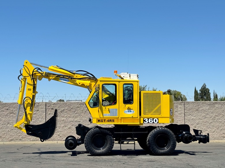 2007 Geismar KGT 220 4RS Hi-Rail Loader Excavator