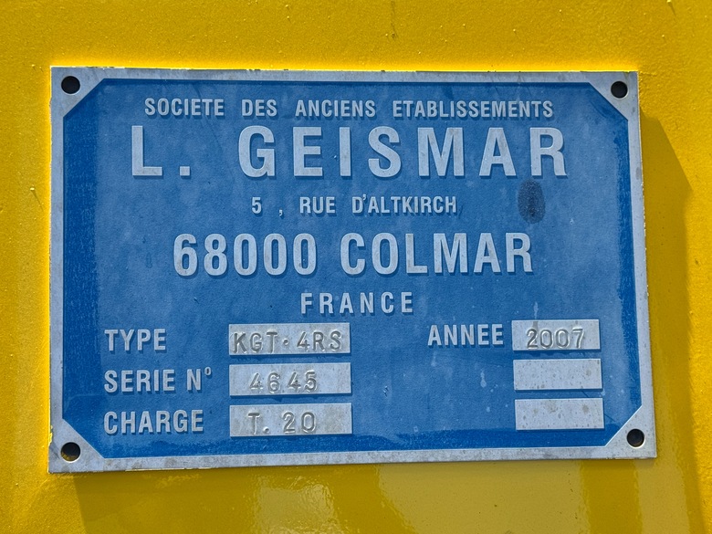 2007 Geismar KGT 220 4RS Hi-Rail Loader Excavator