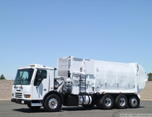 2007 American LaFrance Wayne Curbtender Side Loader
